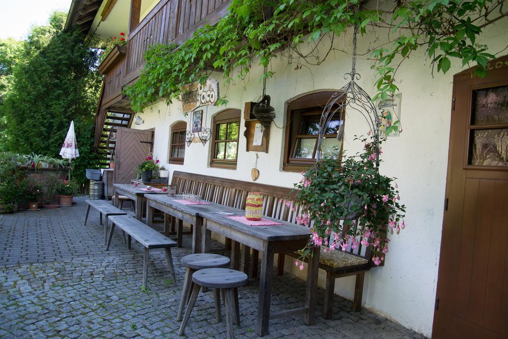 Apartments Wrolich Latschach ober dem Faakersee Exterior photo